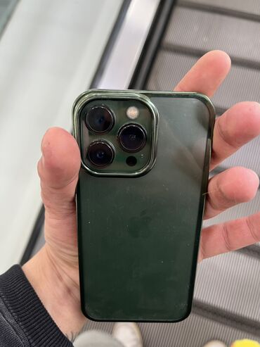 Apple iPhone: IPhone 13 Pro, Б/у, 256 ГБ, Matte Midnight Green, 80 %