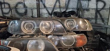 bmw e39 qapı: BMW 5 Series E39 sedan – ağ rəng Xüsusiyyətlər: - Korpus: 4 qapılı — 7