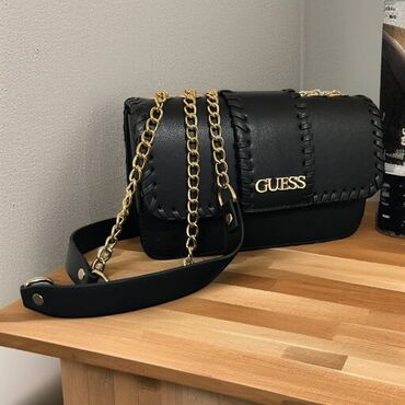 xyz torbe zenske: Shoulder bag, Guess, Material: Faux leather