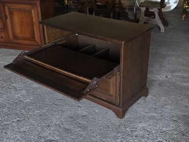 Stilske komode: Drvena komoda/TV ormarić u klasičnom stilu - Materijal: masivno drvo — 7