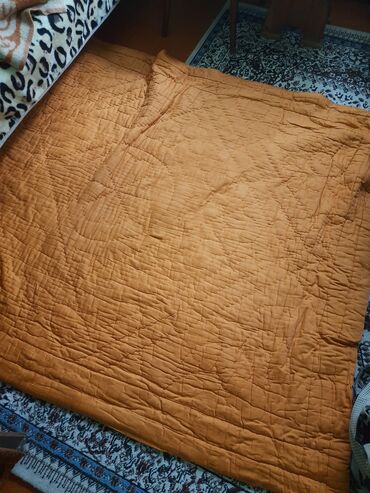 рулон ткани для постельного белья цена: Продаю 2 ватных одеяла