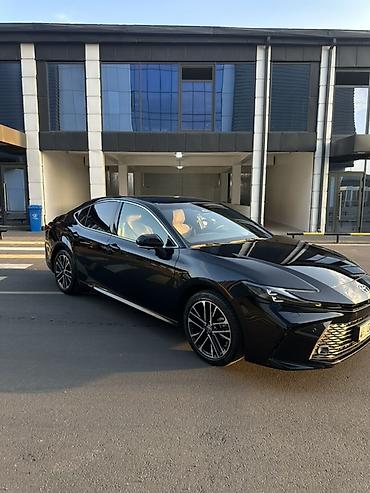 corolla s: Toyota Camry: 2024 г., 2.5 л, Автомат, Бензин, Седан — 5