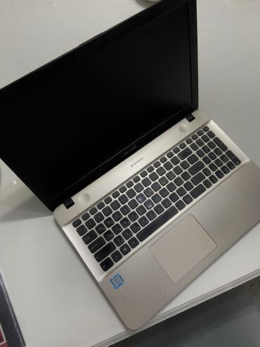 ноутбук 6 ядер: Ноутбук, Asus, 8 ГБ ОЗУ, Intel Core i5, 15 ", Б/у, Для несложных задач, память SSD