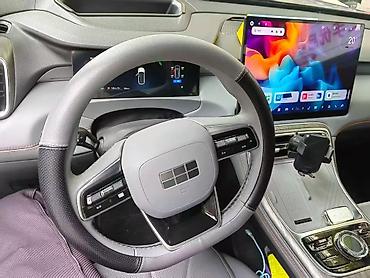 geely galaxy m9: Geely Galaxy L7: 2026 г., 1.5 л, Автомат, Гибрид, Кроссовер — 3