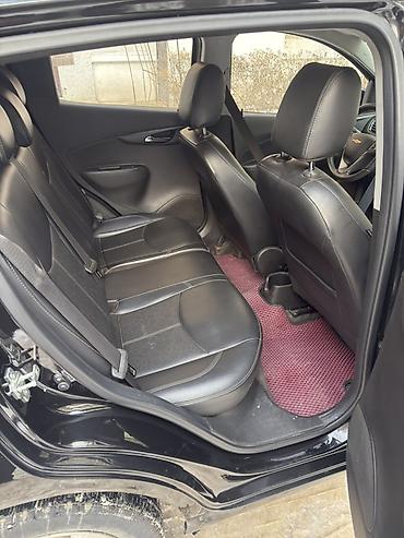 Chevrolet: Chevrolet Spark: 2017 г., 1 л, Автомат, Бензин, Хэтчбэк — 6