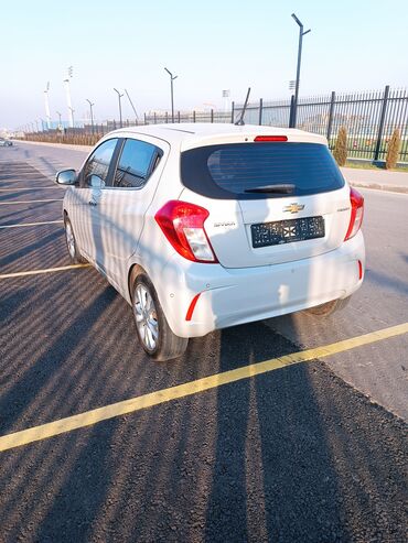 Chevrolet: Chevrolet Spark: 2018 г., 1 л, Вариатор, Бензин, Хэтчбэк — 10