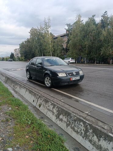 mazda 626 седан: Volkswagen Bora: 2 л, Автомат, Бензин, Седан