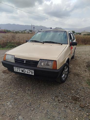 turbo az 06 kredit: VAZ 2109 “Samara” hetçbek - Kuzov: 5 qapılı hetçbek, bej rəng - Ban — 2
