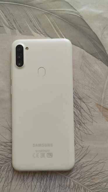 купить недорого холодильник б у: Samsung Galaxy A11, цвет - Белый, Отпечаток пальца