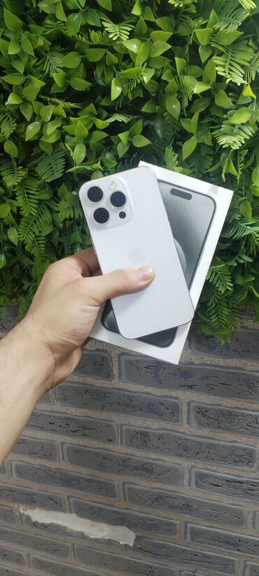 купить айфон в баку: IPhone 15 Pro, 256 ГБ, White Titanium, Гарантия, Кредит, Беспроводная зарядка