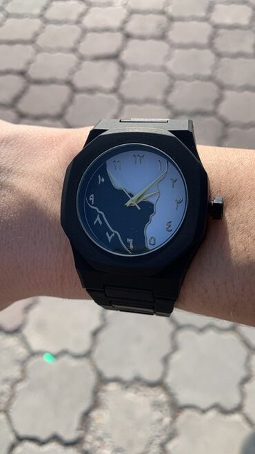 электронные часы сколько стоят: Продаю часы ⌚ 	•	Арабские, черного цвета 	•	Состояние внешне хорошее
