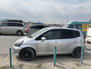 пульт на фит: Honda Fit: 2002 г., Автомат, Бензин — 2