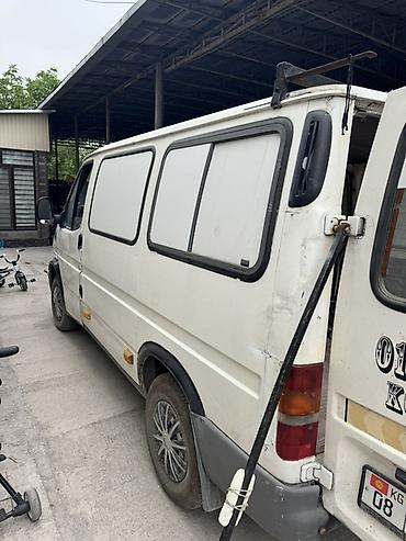 кузов евро: Ford Transit: 2000 г., 2.5 л, Механика, Дизель, Фургон — 4