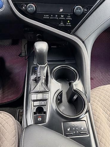 Toyota: Toyota Camry: 2019 г., 2.5 л, Автомат, Гибрид, Седан — 4