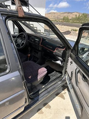 jac 9: Volkswagen Jetta: 1990 г., Седан — 7