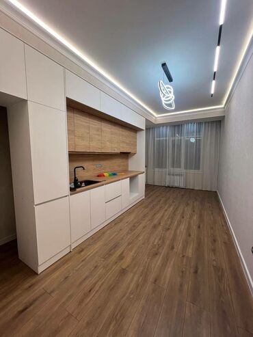 Продажа домов: 3 комнаты, 107 м², Элитка, 8 этаж, Дизайнерский ремонт
