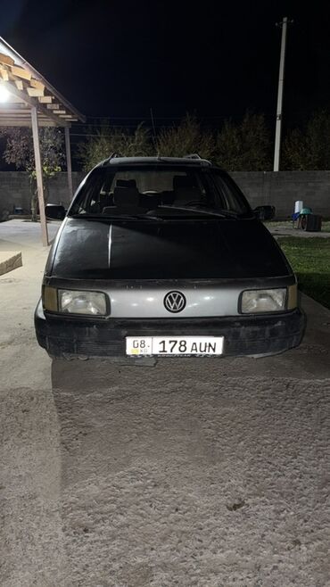 бампер форт: Volkswagen Passat Variant: 1991 г., 1.8 л, Механика, Бензин, Универсал