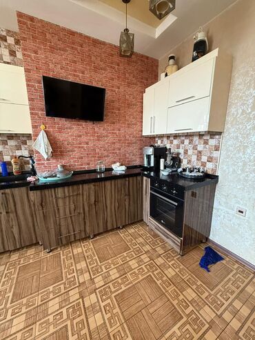 Sifarişlə qonaq dəstləri: Satılır: mənzilin geniş zalı və dəhlizi üçün nəzərdə tutulmuş daxili — 18