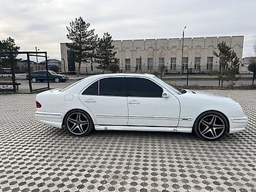 Mercedes-Benz: Mercedes-Benz E-Class: 2002 г., Седан — 6