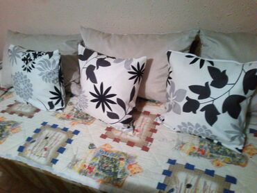 Kuća i bašta: Jastuci jastucnice od mebla 40x40 dezen po izboru šaljem brzom poštom