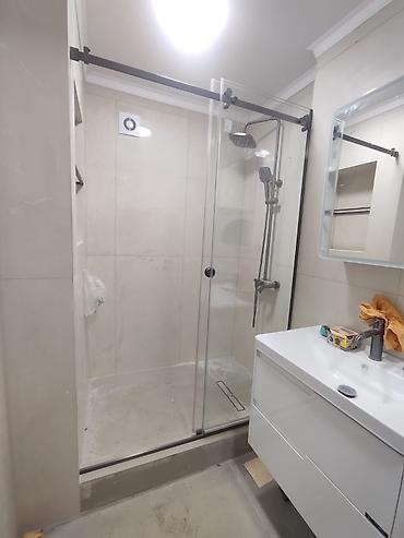 Душевые кабины: Душевая кабина Прямоугольная, Размер: 1 x 1 см, Высота поддона: 18 см,Покрытие: Другое покрытие — 19