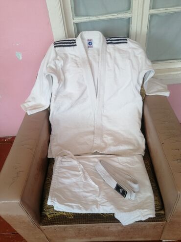 İdman formaları: Salam aleykum Oglan ve qiz uşaqlari ucun teze karate geyimleri satiram — 16