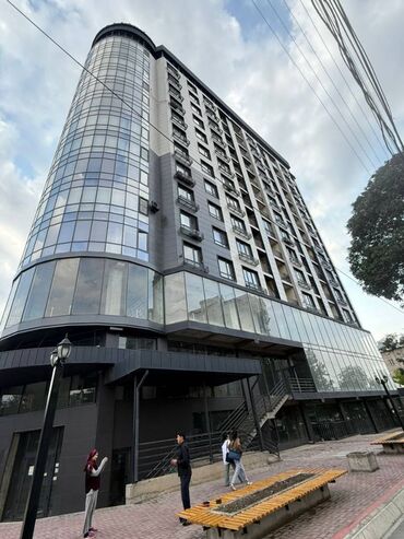 продаю дачу сз ала тоо бек тоо: Продаю Магазин В жилом доме, 80 м², ПСО (под самоотделку), Отдельный вход, 2 этаж