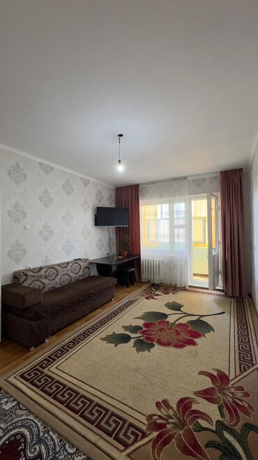 независимый оценщик недвижимости: 2 бөлмө, 60 кв. м, 106-серия, 6 кабат, Евроремонт