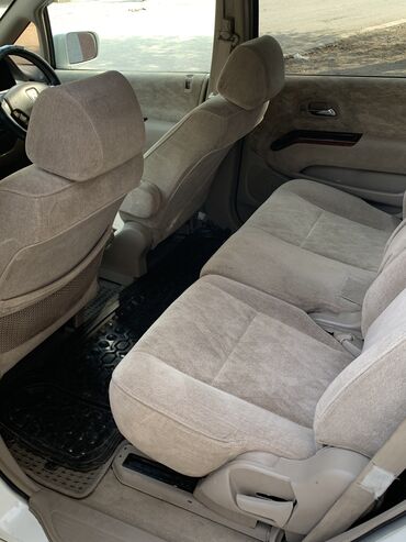 Honda: Honda Odyssey: 2000 г., 2.3 л — 10