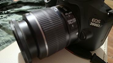 canon 70d: Canon EOS 2000D DSLR fotoaparat - Obektiv: Canon Zoom Lens EF‑S — 10