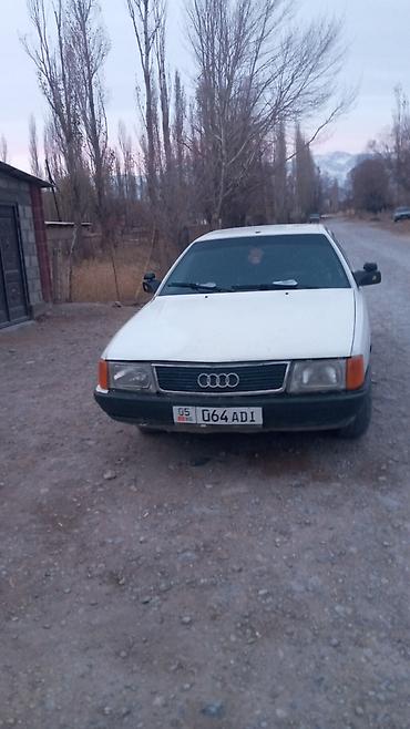 салон на ауди: Audi 100: 1990 г., 2 л, Механика, Бензин, Седан — 7