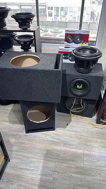 Сабвуферы для авто: Предлагаем широкий выбор коробов для сабвуфер, разных размеров — 28