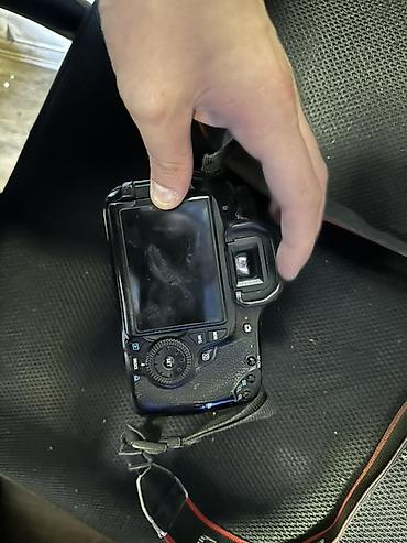 canon 60 d: Canon EOS 60D DSLR fotoaparat - Korpus: Canon EOS 60D (APS‑C sensor — 4