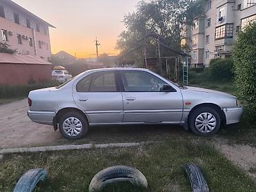 Транспорт: Nissan Primera: 1992 г., 1.8 л, Механика, Бензин, Седан — 3