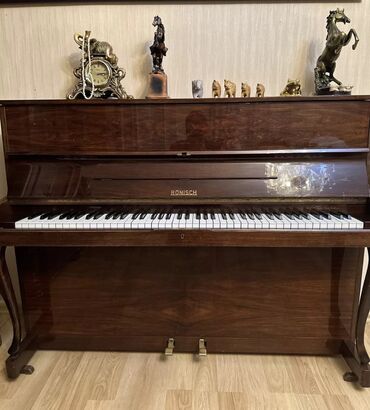 Музыкальные инструменты: Продаю пианино RONISCH Exqusit (Германия 1973 г.) Завод