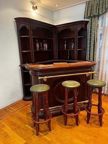 künc bar: Klassik üslubda ev barı dəsti - Material: tünd rəngli massiv ağac — 1