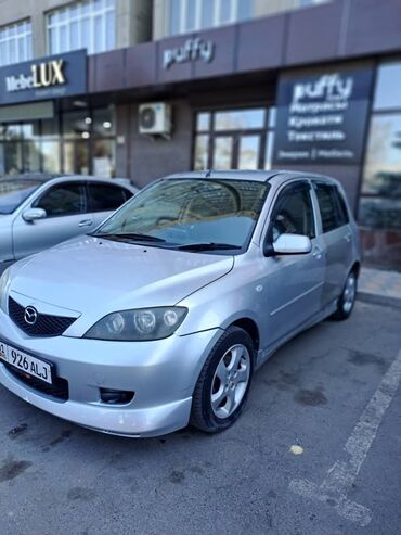авто машина арзан: Mazda Demio (правый руль), серебристый хэтчбек 5 дв. Основные