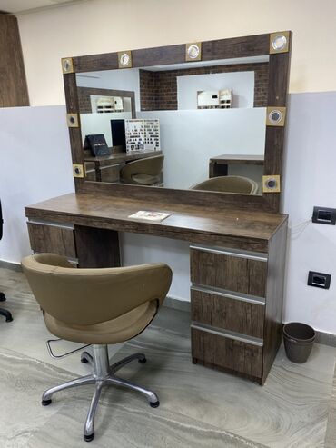 стол для маникюра купить: Salon mebelləri dəsti - Vizaj/salon masası: geniş iş səthi, böyük