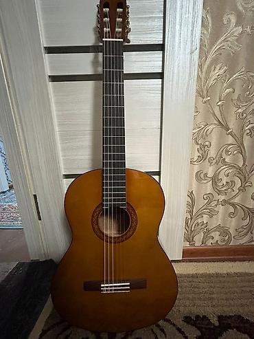 Гитары: Yamaha (Ямаха)c40 и c70 оригинал классика с широким грифом нейлоновыми — 5