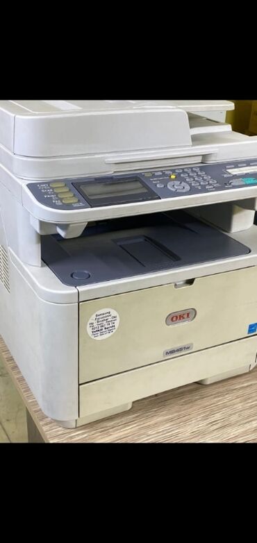 Digər ticarət printerləri və skanerləri: Oki mb 451 printer. 110 azn ünvan Yasamal Fəridə 1 kod 0977