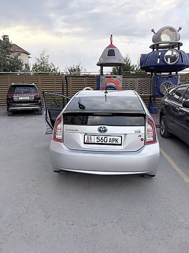 gen 2: Toyota Prius: 2013 г., Автомат, Гибрид, Хэтчбэк — 4