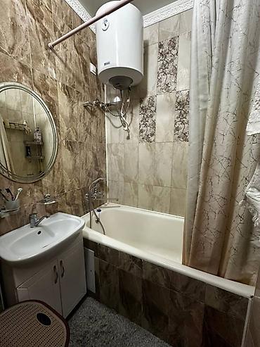 пол офиса: Сдаётся комната зал с подселением большой в 3х комнатной квартире — 5