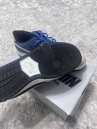 43: Кроссовки Nike SB Low

Размеры 42,43
По 2500с — 7