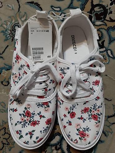 женские брюки: Кеды на шнуровке ( женские ) Фирма H&M Размеры от 36-40 Все — 7