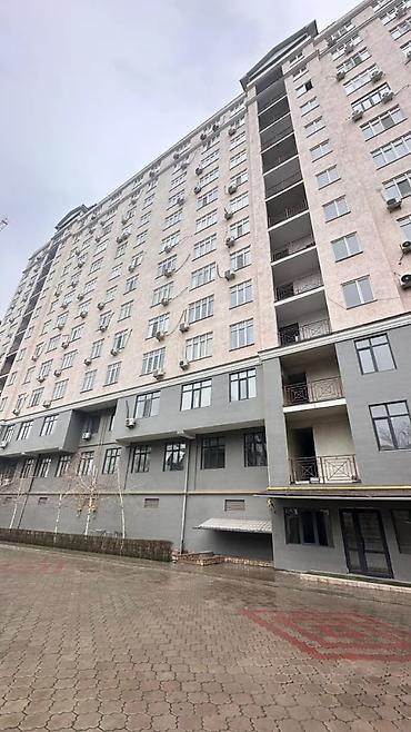 бабек: Продаётся просторная 5-комнатная студия в центре города — Исанова / — 1