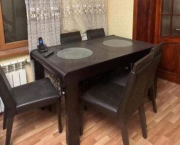Otaq qapıları: Masa və 6 oturacaqlar❗ *Qiymət 150manat* Material mdf,əla vəziyyətdə