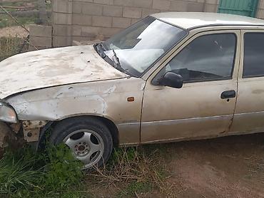 чон: Daewoo Nexia: 2004 г., 1.5 л, Кол менен иштөөчү, Бензин, Седан — 4