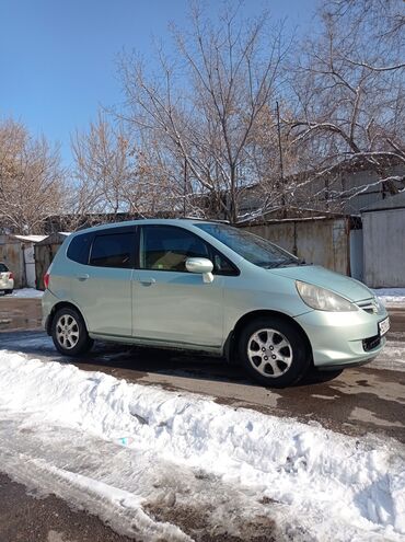 Honda: Honda Fit: 2006 г., 1.3 л, Вариатор, Бензин, Хэтчбэк