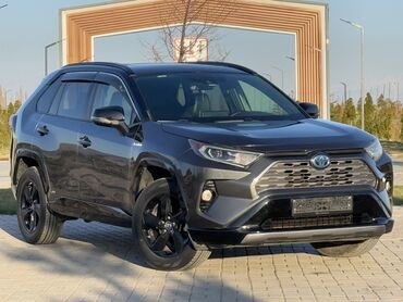 Toyota: Toyota RAV4: 2019 г., 2.5 л, Автомат, Гибрид, Внедорожник