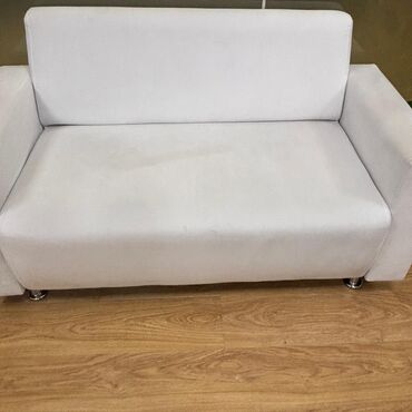 столы для совещаний: Divan